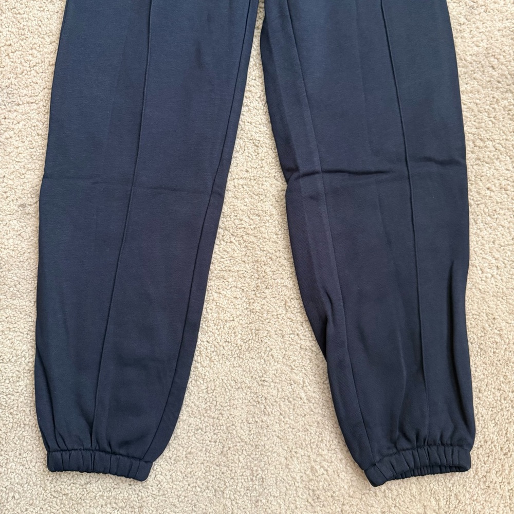 NWT Nike Sportswear Essential Collection Women's Fleece Pants - Picture 4 of 7